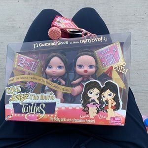 VINTAGE-Bratz Babyz The Movie Twiins Dolls Nora and Nita NRFB